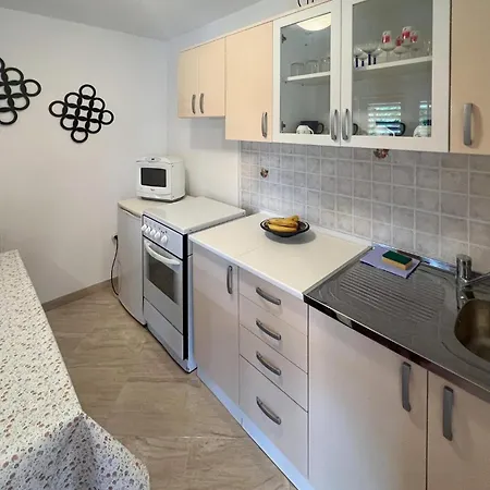 Prázdninový dům Front In With House Sea View Splitska
